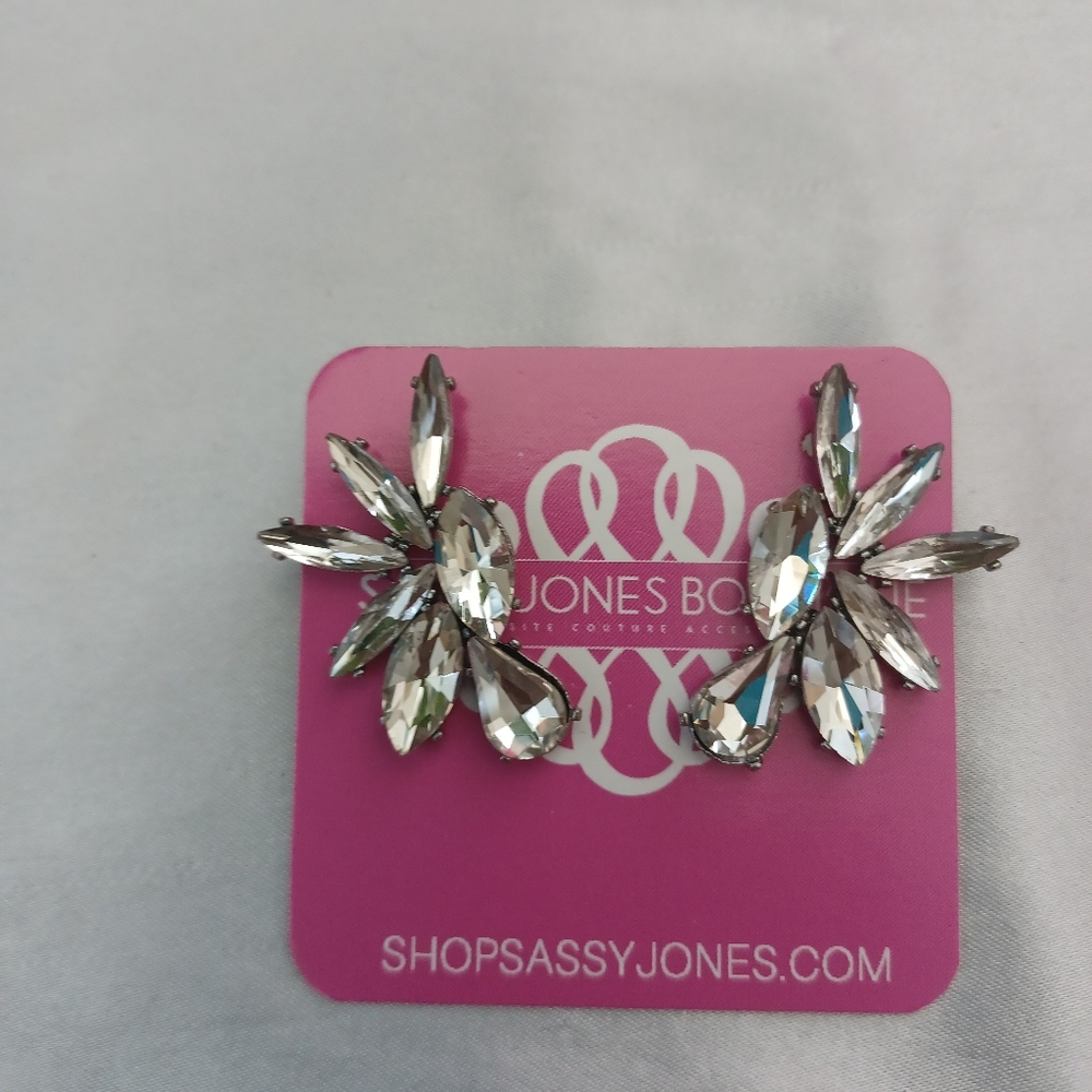 Sassy Jones Earrings